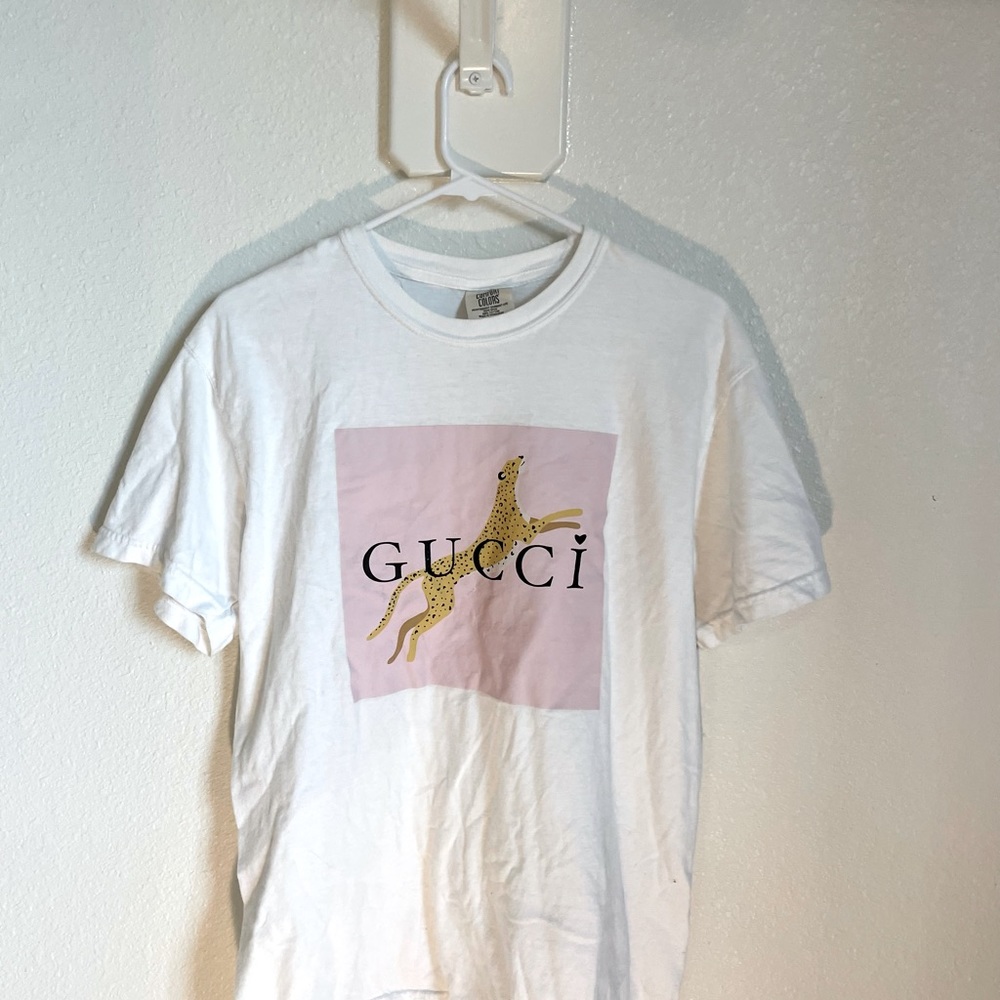 Comfort colors, shirt, size medium